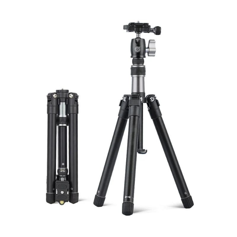 Travel Artist's Ultimate Easel